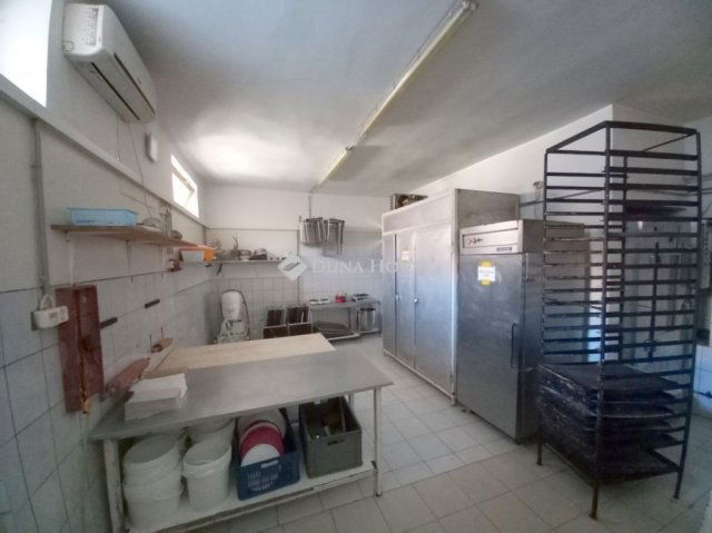 Eladó üzlethelyiség, Hatvanban 59.9 M Ft / költözzbe.hu