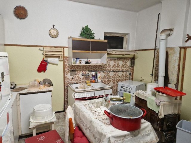 Eladó családi ház, Nagykállóban 27 M Ft, 3 szobás