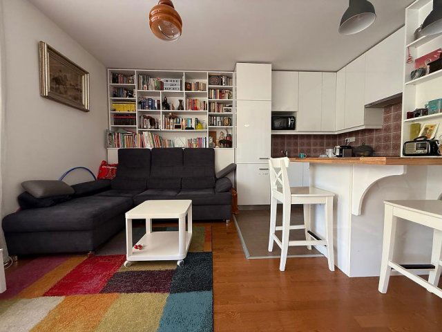 Eladó téglalakás, Budapesten, IX. kerületben, Viola utcában