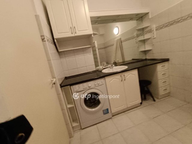 Eladó téglalakás, Solymáron 123 M Ft, 3+2 szobás