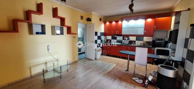 Eladó téglalakás, Budapesten, XVIII. kerületben 49.5 M Ft