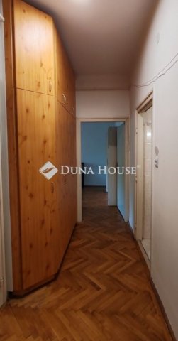 Eladó téglalakás, Kecskeméten 54 M Ft, 3 szobás