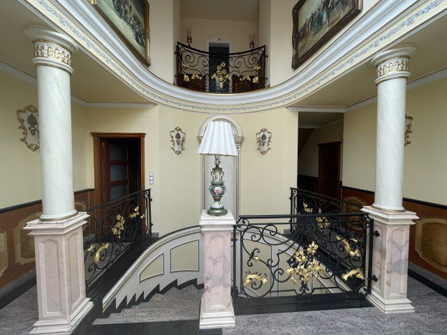 Eladó családi ház, Budakeszin 290 M Ft, 7 szobás