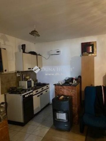 Eladó családi ház, Budapesten, XX. kerületben 39.9 M Ft