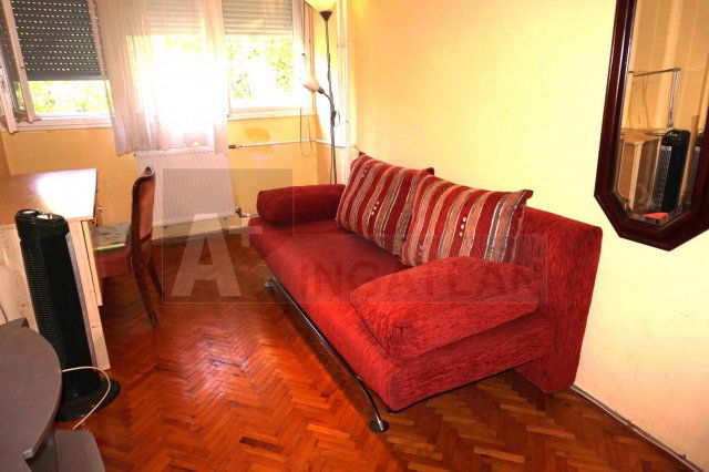 Kiadó téglalakás, albérlet, Szegeden 160 E Ft / hó, 2 szobás