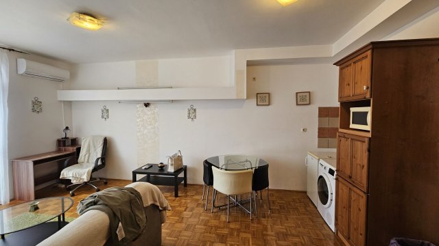 Eladó téglalakás, Debrecenben 49.5 M Ft, 2 szobás