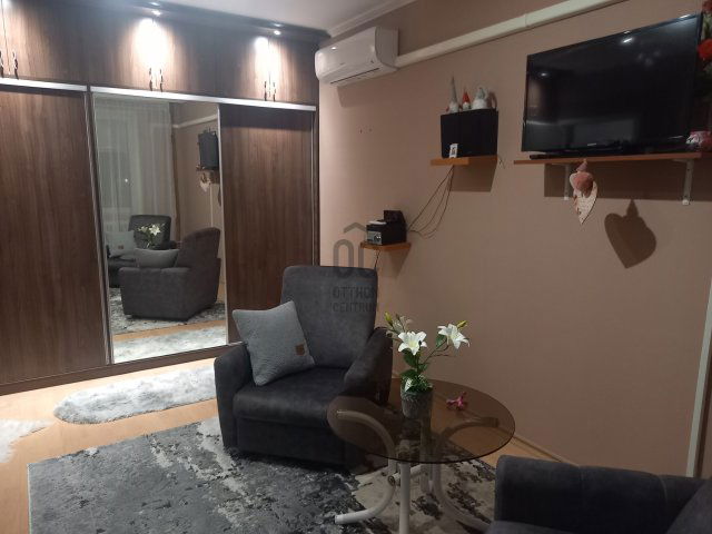 Eladó panellakás, Pápán 29.9 M Ft, 2 szobás