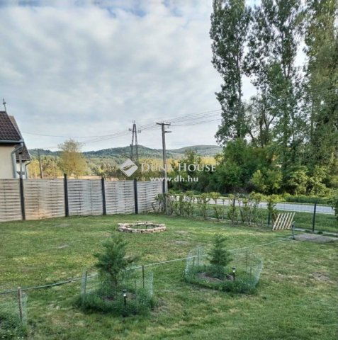 Eladó családi ház, Bábonymegyeren 58.5 M Ft, 3 szobás