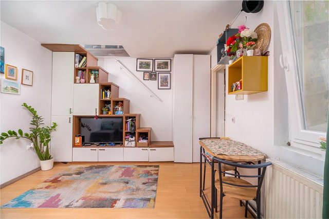Eladó családi ház, Budapesten, III. kerületben 74.9 M Ft