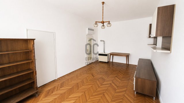 Eladó téglalakás, Székesfehérvárott 52.5 M Ft, 2 szobás