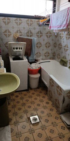 Eladó családi ház, Pécsett 79.99 M Ft, 4 szobás