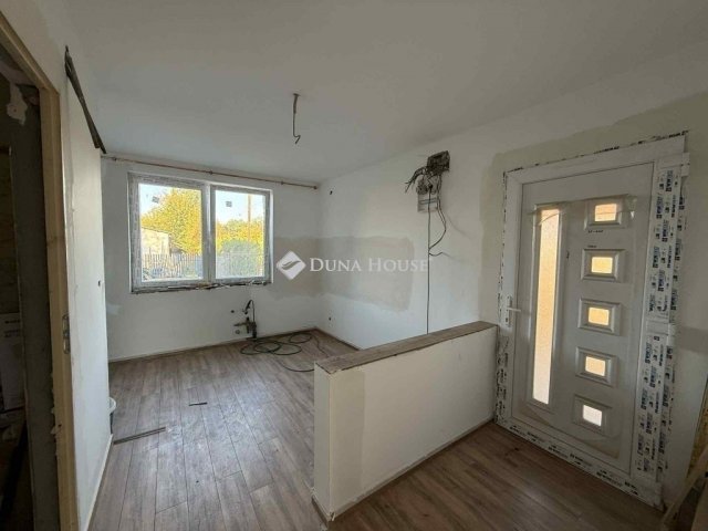 Eladó családi ház, Kecskeméten 49.9 M Ft, 3 szobás