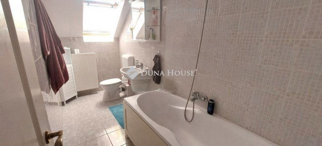 Eladó téglalakás, Szombathelyen 59.9 M Ft, 3 szobás