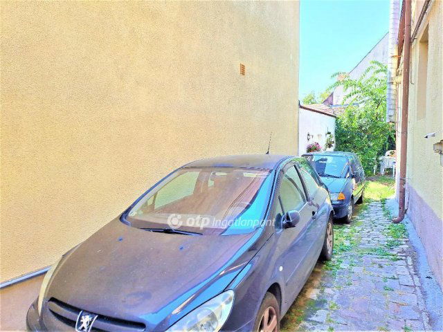 Eladó családi ház, Kecskeméten 78 M Ft, 4 szobás