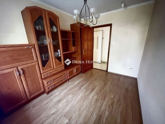 Eladó családi ház, Budapesten, XVI. kerületben 220 M Ft