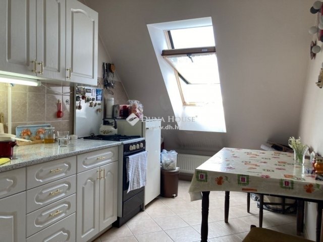 Eladó téglalakás, Budapesten, XIV. kerületben 110 M Ft, 3 szobás