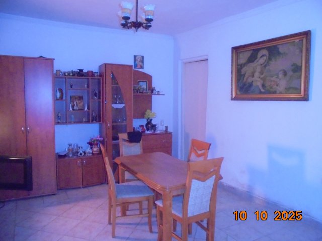 Eladó ikerház, Kazincbarcikán 30 M Ft, 2 szobás