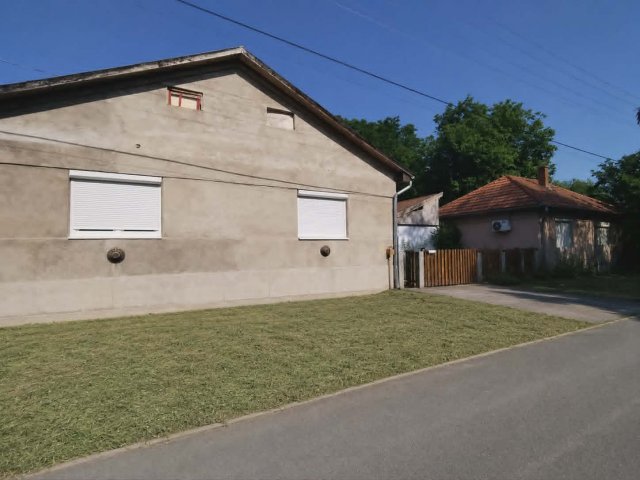 Eladó családi ház, Kazáron 22.5 M Ft, 3 szobás