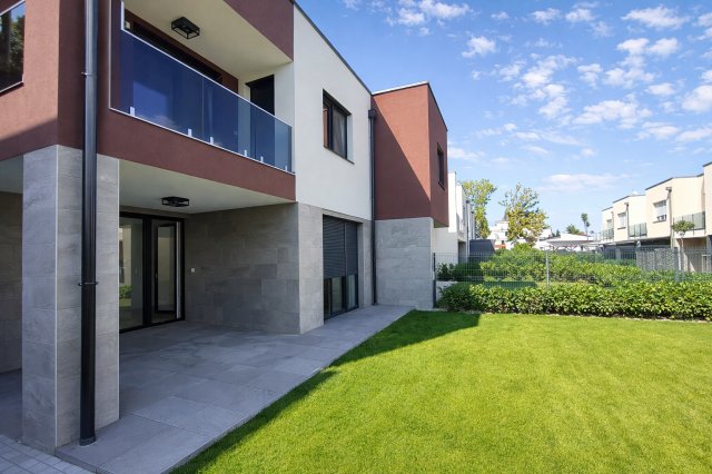 Eladó ikerház, Balatonlelleén 156 M Ft, 4 szobás