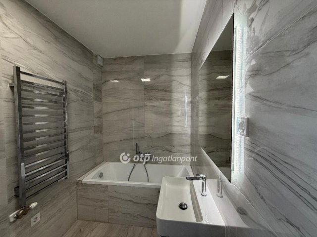 Eladó téglalakás, Budapesten, XIII. kerületben 189.9 M Ft