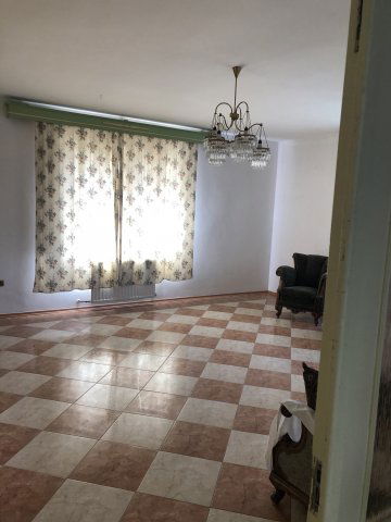 Eladó családi ház, Érden 138.5 M Ft, 6 szobás