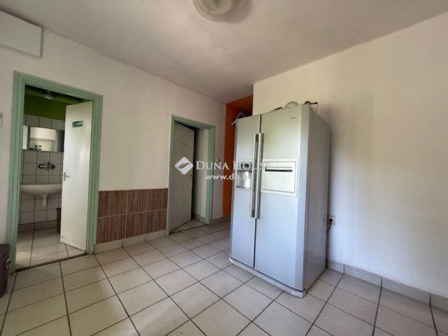 Eladó ipari ingatlan, Üllőn 390 M Ft / költözzbe.hu