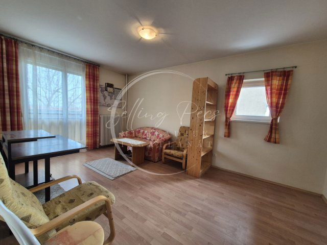 Eladó panellakás, Pécsett, Acsády Ignác utcában 43.9 M Ft