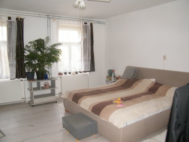 Eladó családi ház, Előszálláson 38 M Ft, 2 szobás