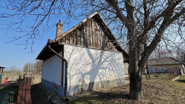 Eladó családi ház, Albertirsán 10 M Ft, 1 szobás