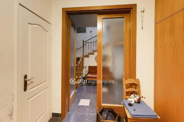 Eladó családi ház, Budapesten, II. kerületben 249 M Ft