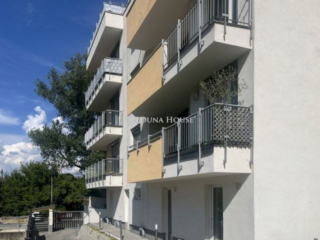Eladó téglalakás, Budapesten, III. kerületben 124.99 M Ft