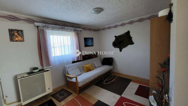 Eladó családi ház, Kiskunfélegyházán 18.5 M Ft, 2 szobás