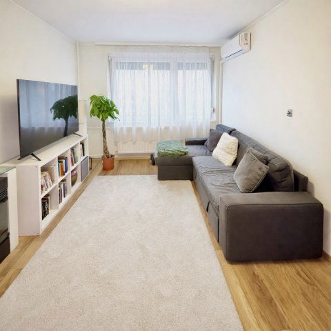 Eladó panellakás, III. kerületben, Amfiteátrum utcában