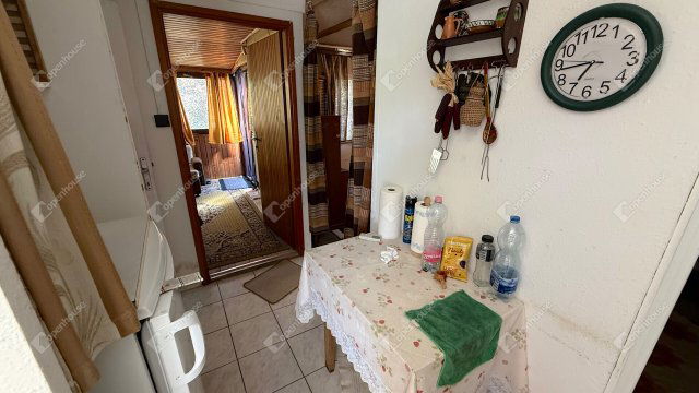 Eladó családi ház, Monoron 25.9 M Ft, 2 szobás