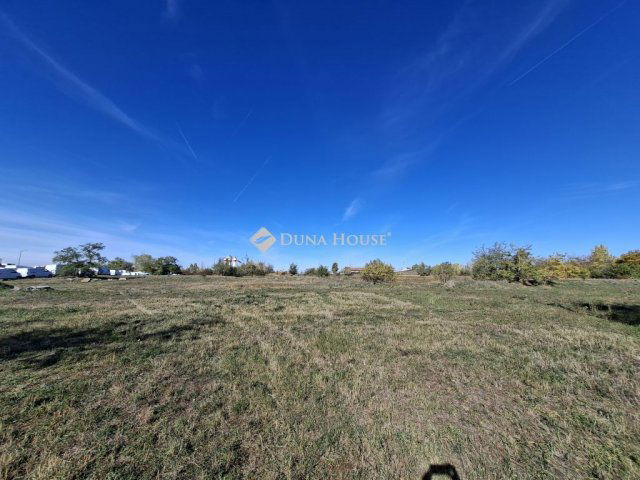 Eladó telek, Székesfehérvárott 199.9 M Ft / költözzbe.hu