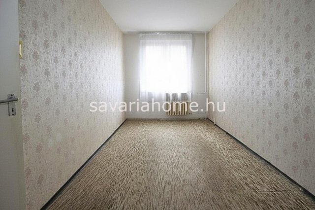 Eladó panellakás, Szombathelyen 34.9 M Ft, 2 szobás