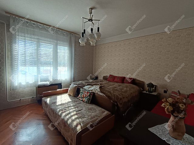 Eladó családi ház, Nagybajomban 27.9 M Ft, 4 szobás