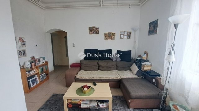 Eladó családi ház, Vecsésen 82.9 M Ft, 4 szobás