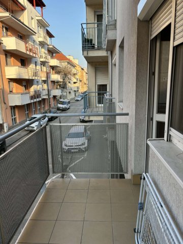 Kiadó téglalakás, albérlet, III. kerületben, Selmeci utcában