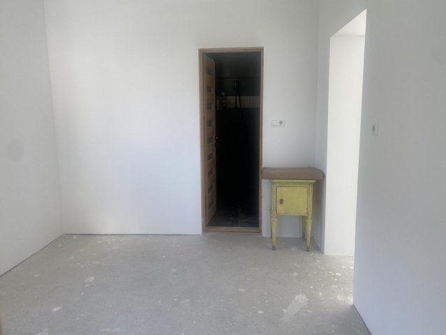 Eladó családi ház, Császáron 25 M Ft, 2 szobás