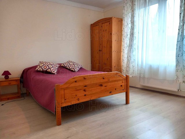 Eladó panellakás, Siófokon 55 M Ft, 3 szobás