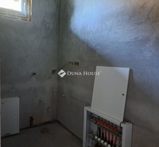 Eladó családi ház, Káván 69 M Ft, 4 szobás