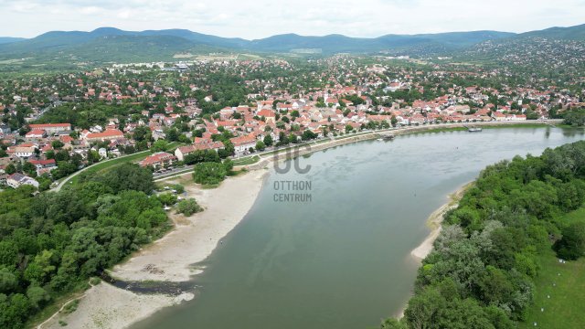 Eladó téglalakás, Szentendrén 110 M Ft, 2 szobás