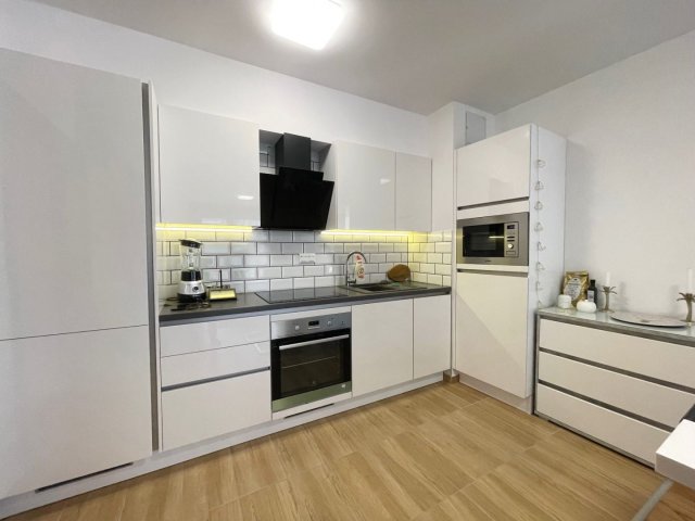 Kiadó téglalakás, albérlet, Debrecenben 330 E Ft / hó, 3 szobás