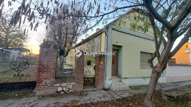 Eladó családi ház, Mattyon 18 M Ft, 3 szobás