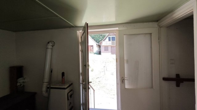 Eladó nyaraló, Pilisen 15.5 M Ft, 2 szobás / költözzbe.hu