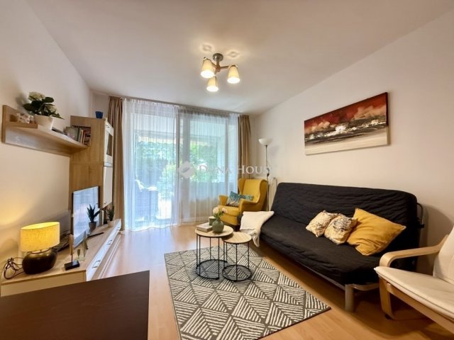 Eladó téglalakás, Balatonfüreden 189 M Ft, 3 szobás