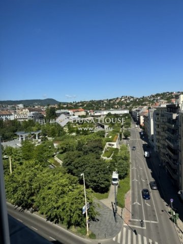 Eladó téglalakás, Budapesten, II. kerületben 320 M Ft, 10 szobás