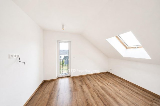 Eladó téglalakás, Dörgicsén 95 M Ft, 4 szobás