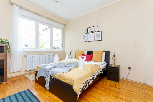 Eladó téglalakás, Budapesten, V. kerületben, Irányi utcában